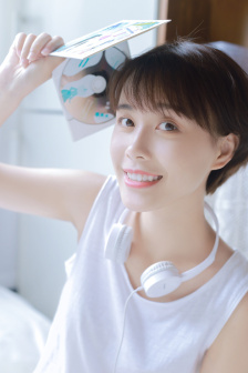 女人隐私故意给男生看